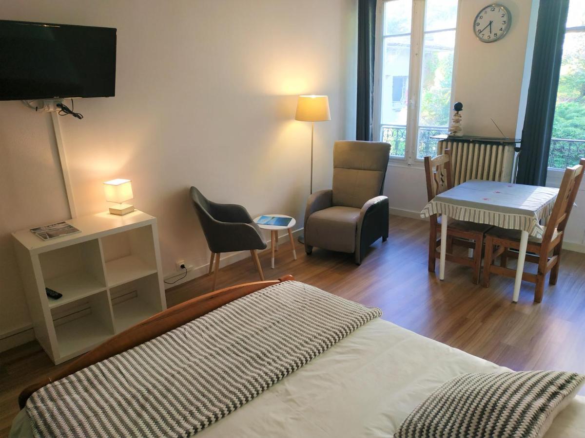 Joli studio calme parking proche thermes et centre Aix-les-Bains Extérieur photo